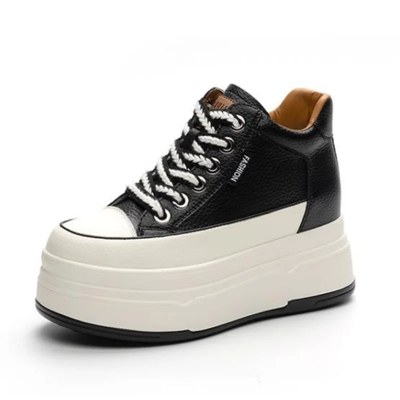 9CM Cow Suede Genuine Leather  - Guipure Lace Panel recension och pris